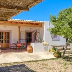  Сasa de vacaciones Casa Ibicenca En Cala D´hort